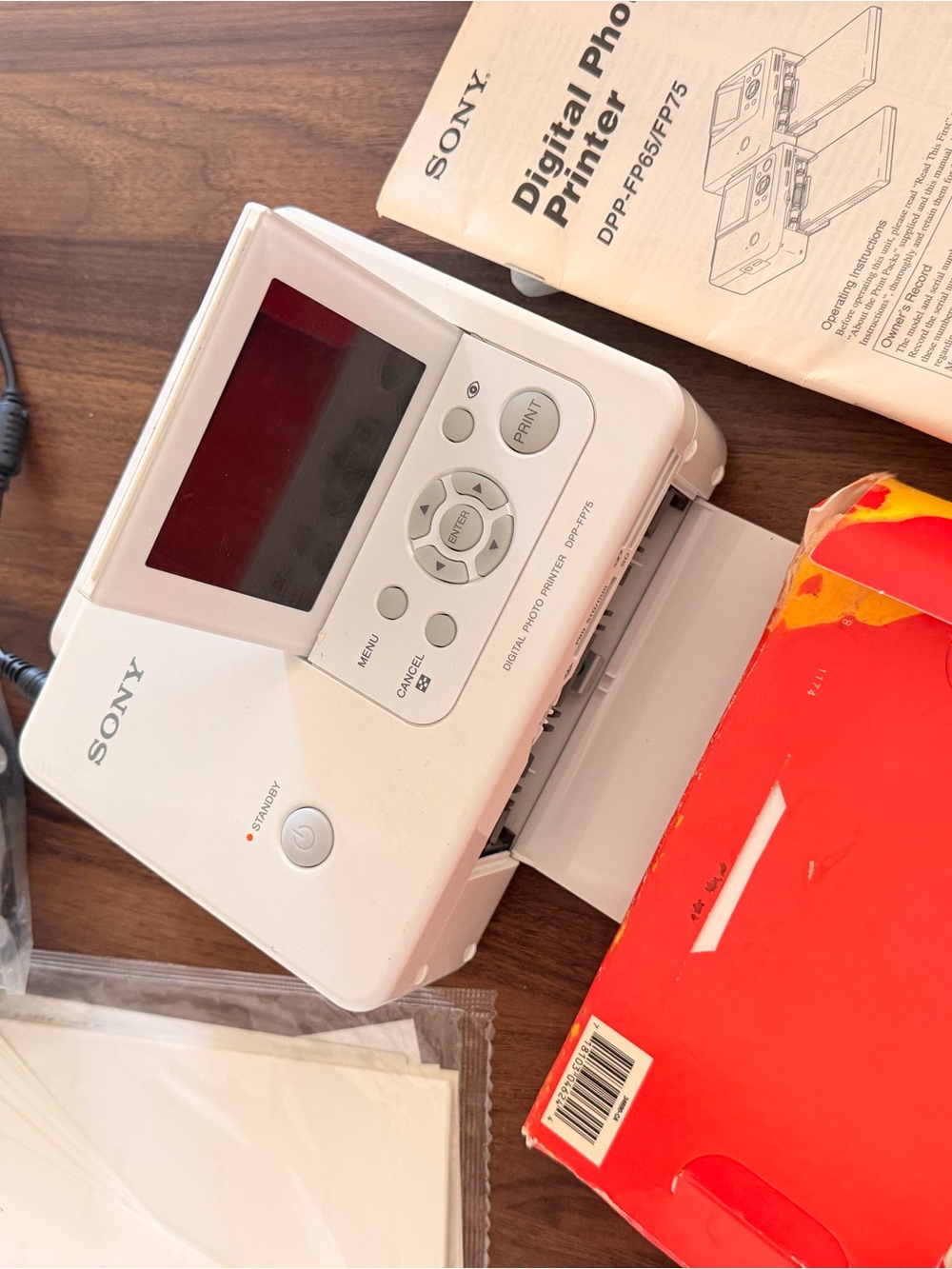 Sony Digital Photo Printer DPP-FP75 - Portable Photo Printing